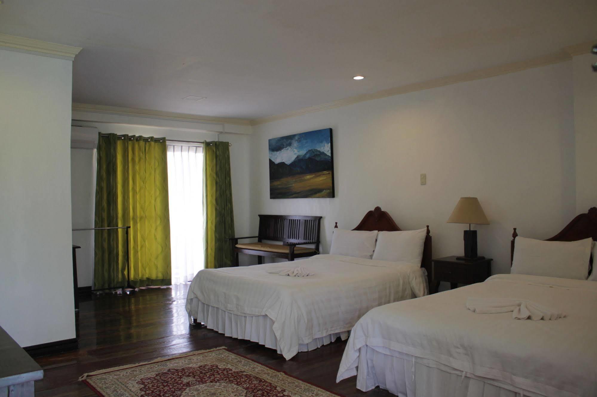 Sipalay Jamont Hotel Экстерьер фото