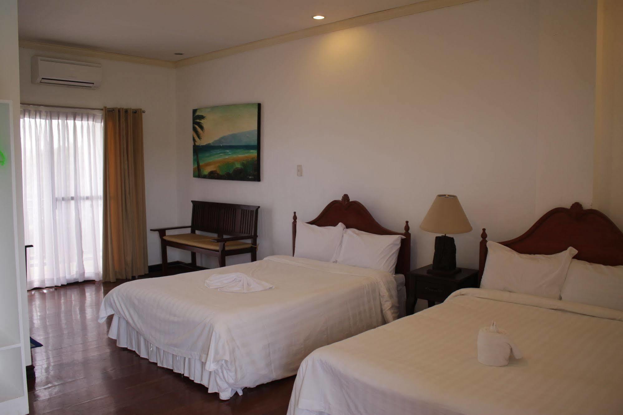 Sipalay Jamont Hotel Экстерьер фото