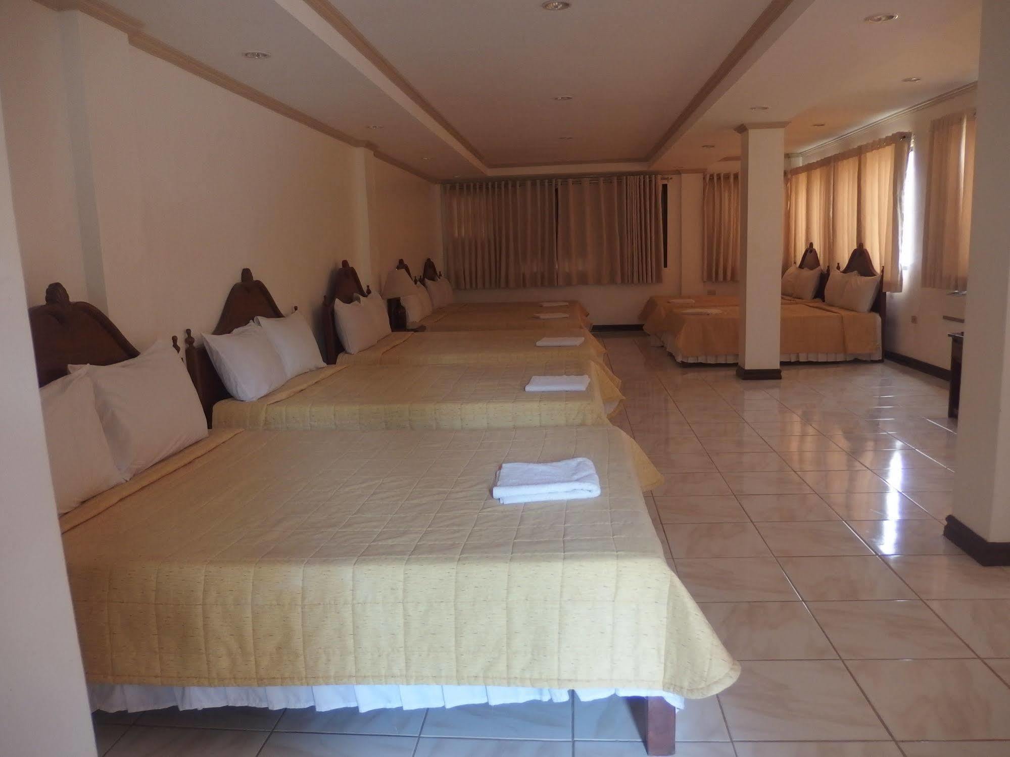 Sipalay Jamont Hotel Экстерьер фото