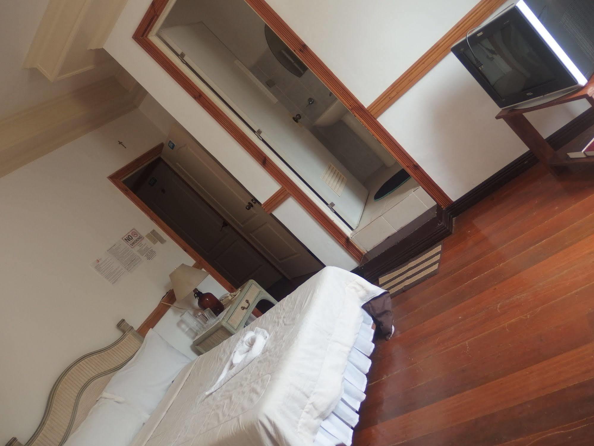 Sipalay Jamont Hotel Экстерьер фото