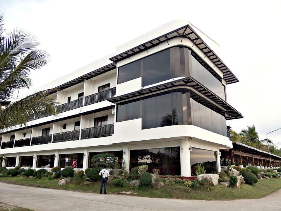 Sipalay Jamont Hotel Экстерьер фото